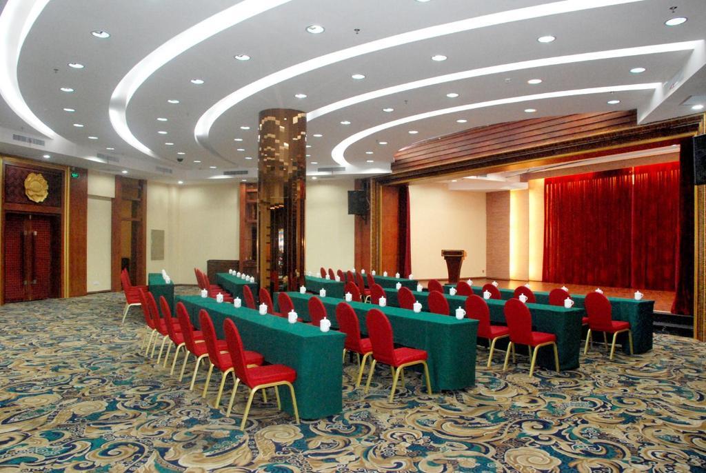 Luoyang Grand Hotel ビジネス 写真