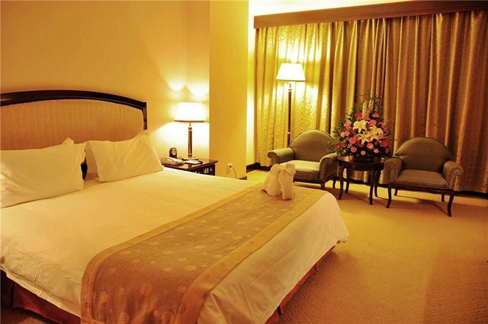 Luoyang Grand Hotel エクステリア 写真